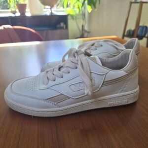 Saye -	Modelo '89 Vegan Beige / Almond